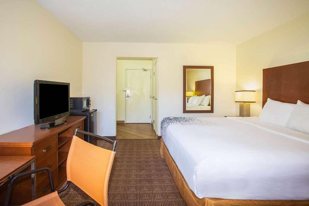 Hotel Baymont By Wyndham Columbia, Mo Einrichtungen foto